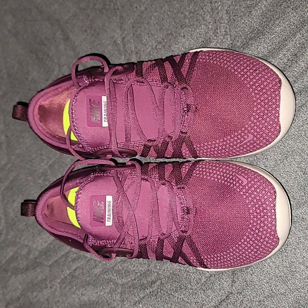 Nike Womens Free Trainer 7
